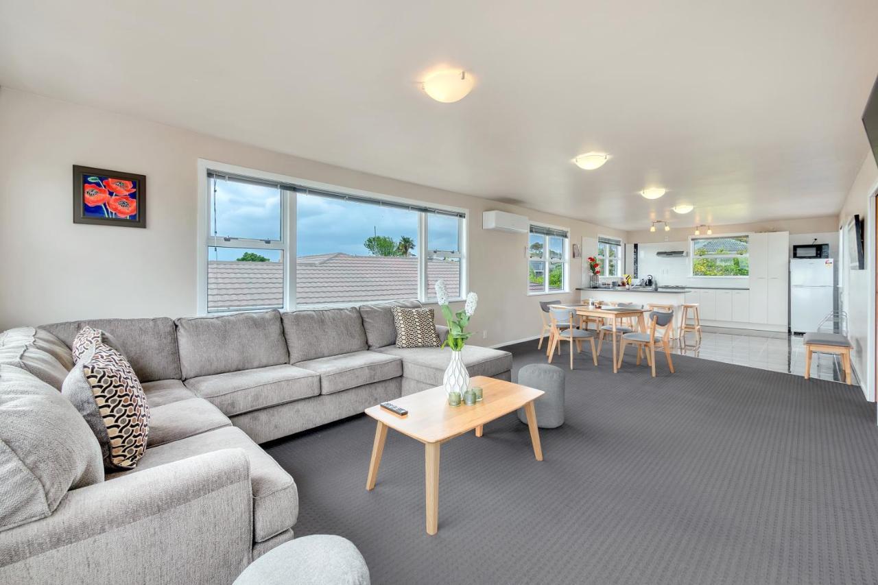 Fabulous Three Bedroom Home In Pakuranga Окленд Екстер'єр фото