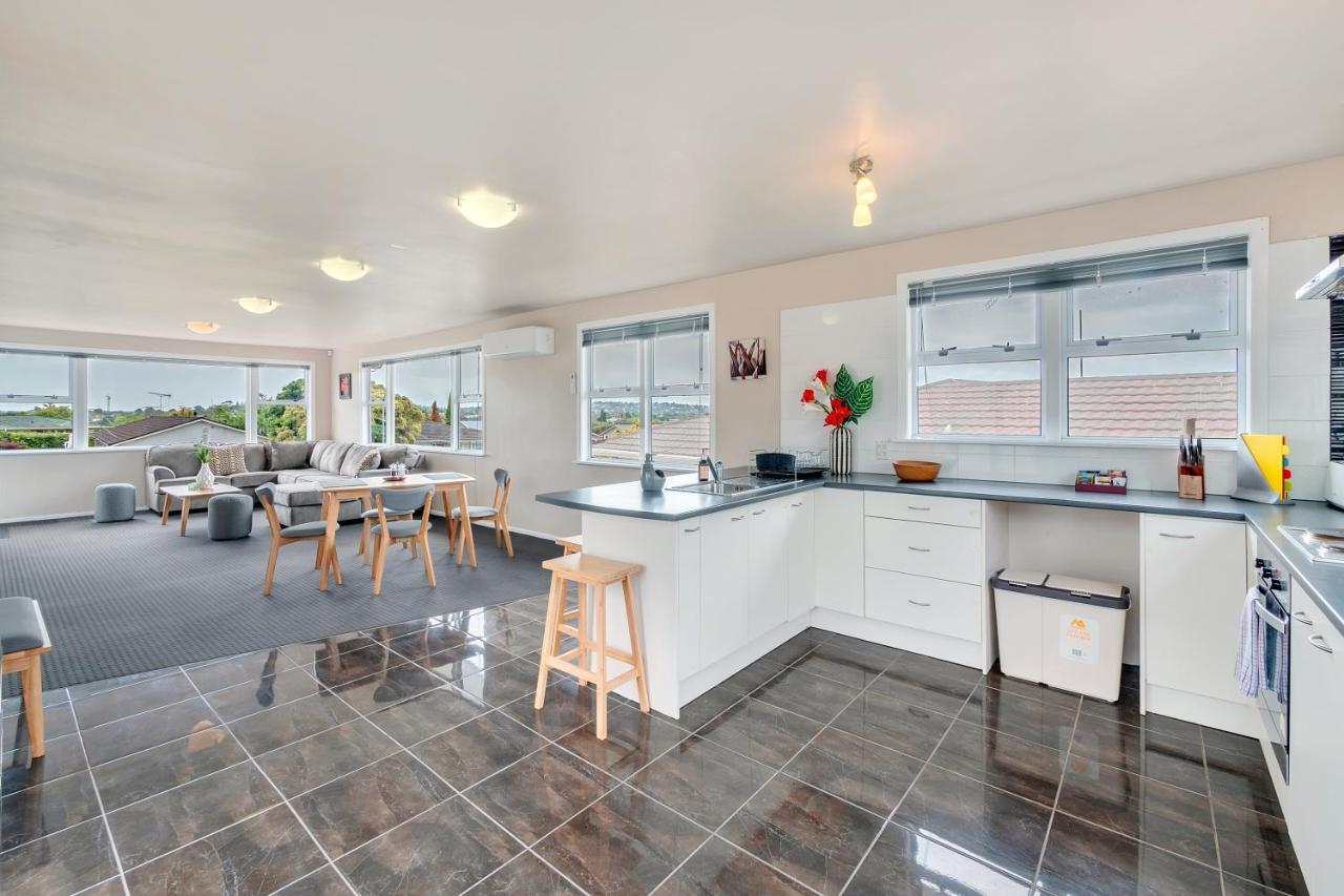 Fabulous Three Bedroom Home In Pakuranga Окленд Екстер'єр фото